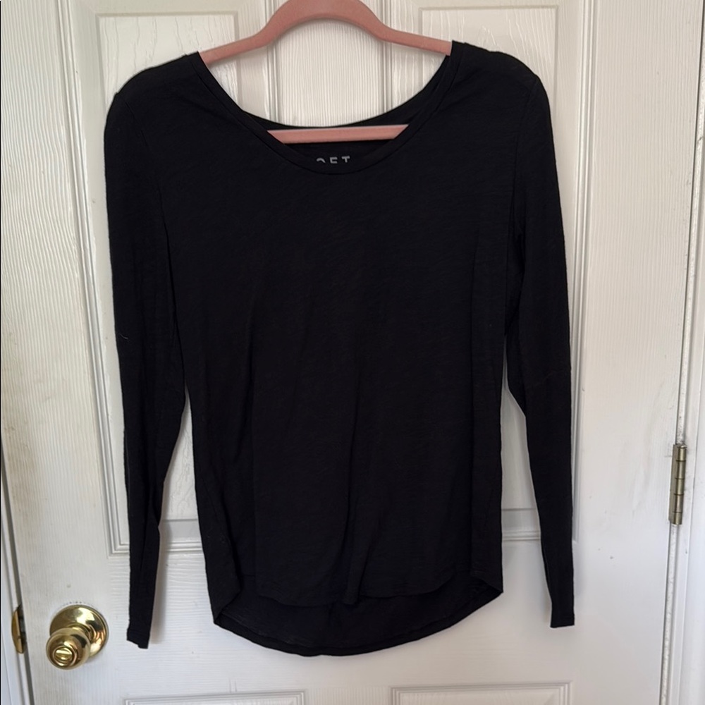 LOFT Black Fitted Long Sleeve Blouse